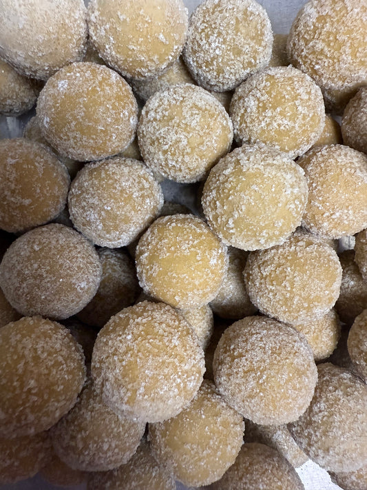 Marzipankugeln mit Nougat