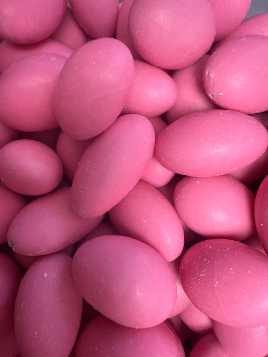 Pinke Schokomandeln