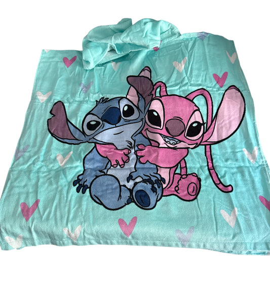 Poncho Stitch und Angel